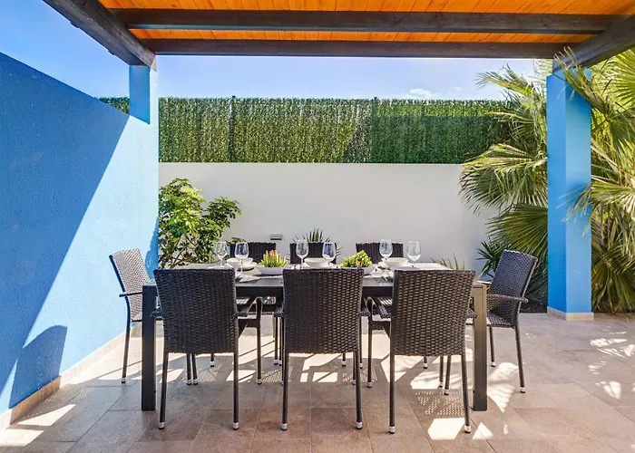 Willa Luxury Melissa Costa De Antigua